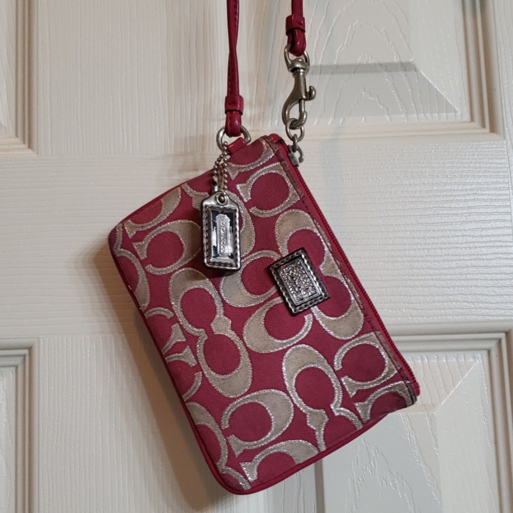 Coach poppy wristlet